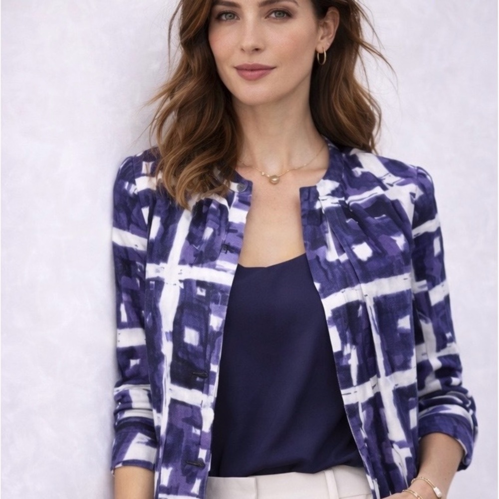 Simply Vera Wang Navy Abstract Print Blouse Lightweight Open Front Jacket Top - Picture 2 of 12